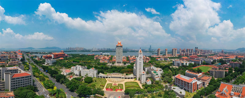 集美大学校园全景