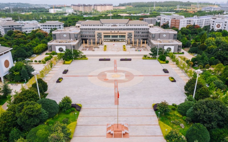 考云南中医药大学要多少分？各省录取数据解读