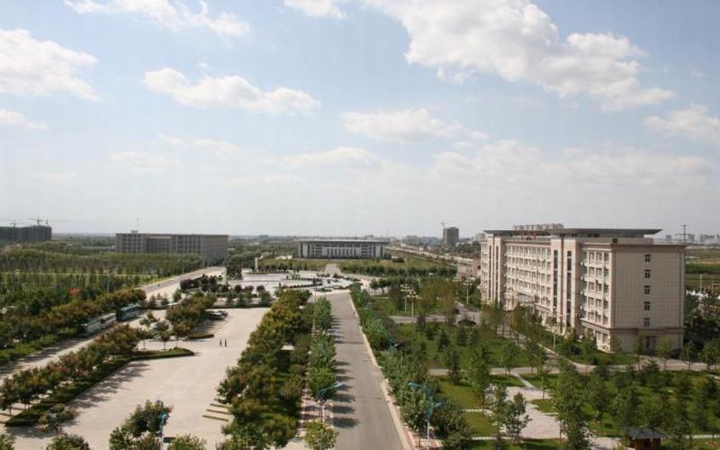 青海大学